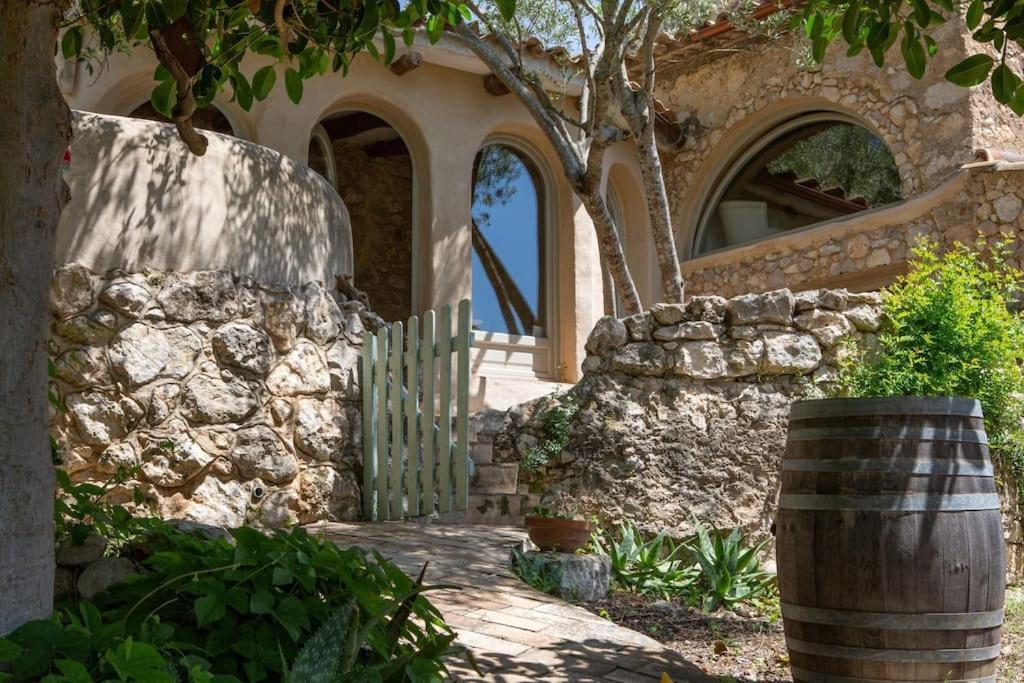Sitges Hill Retreats-Masia Nur 22 Bedrooms Divided Over 9 Houses For Max 44 Guests Canyelles  Exterior photo