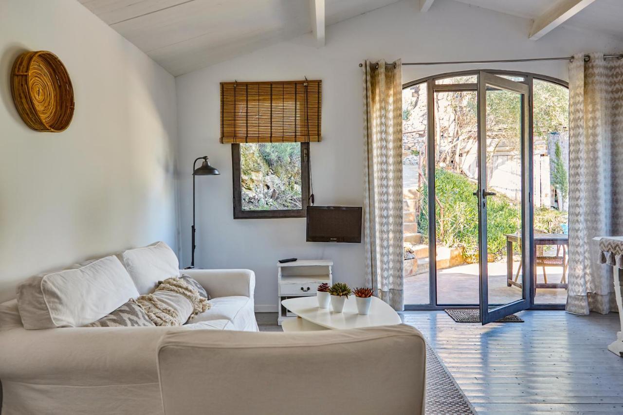 Sitges Hill Retreats-Masia Nur 22 Bedrooms Divided Over 9 Houses For Max 44 Guests Canyelles  Exterior photo