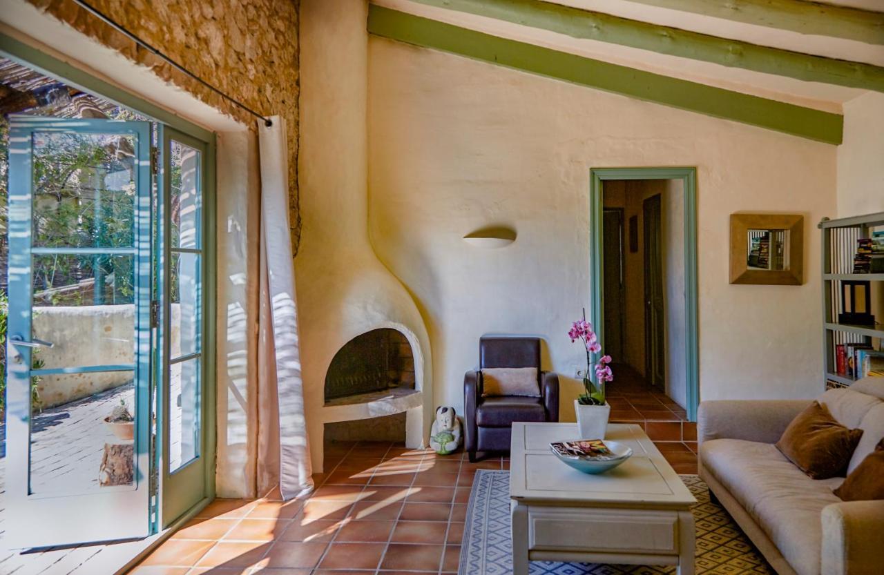 Sitges Hill Retreats-Masia Nur 22 Bedrooms Divided Over 9 Houses For Max 44 Guests Canyelles  Exterior photo