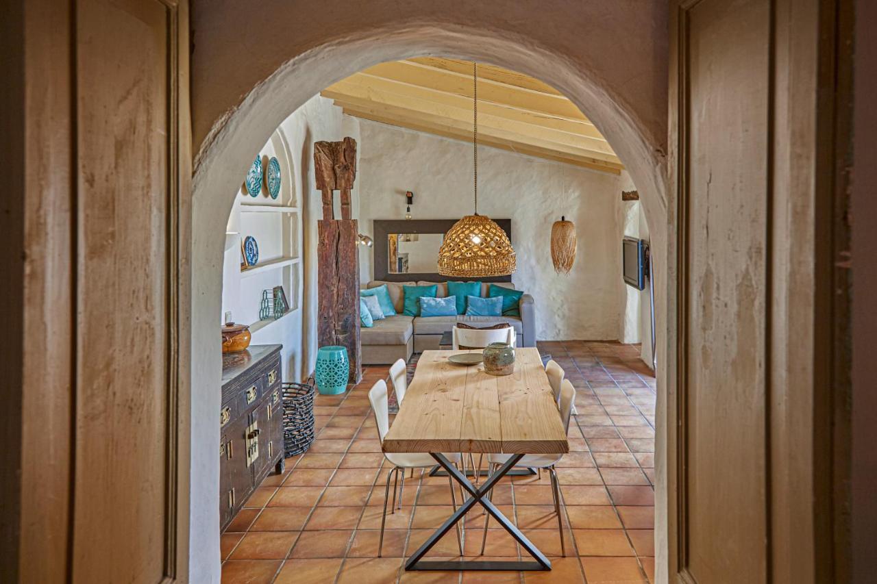 Sitges Hill Retreats-Masia Nur 22 Bedrooms Divided Over 9 Houses For Max 44 Guests Canyelles  Exterior photo