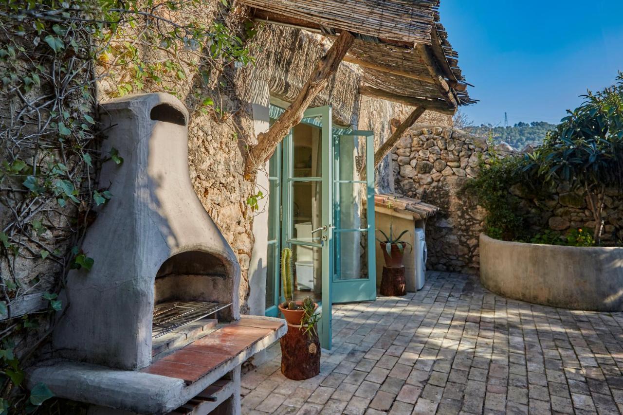 Sitges Hill Retreats-Masia Nur 22 Bedrooms Divided Over 9 Houses For Max 44 Guests Canyelles  Exterior photo