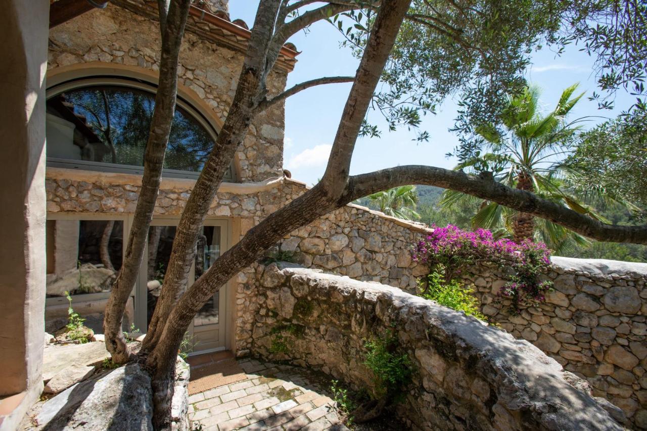 Sitges Hill Retreats-Masia Nur 22 Bedrooms Divided Over 9 Houses For Max 44 Guests Canyelles  Exterior photo
